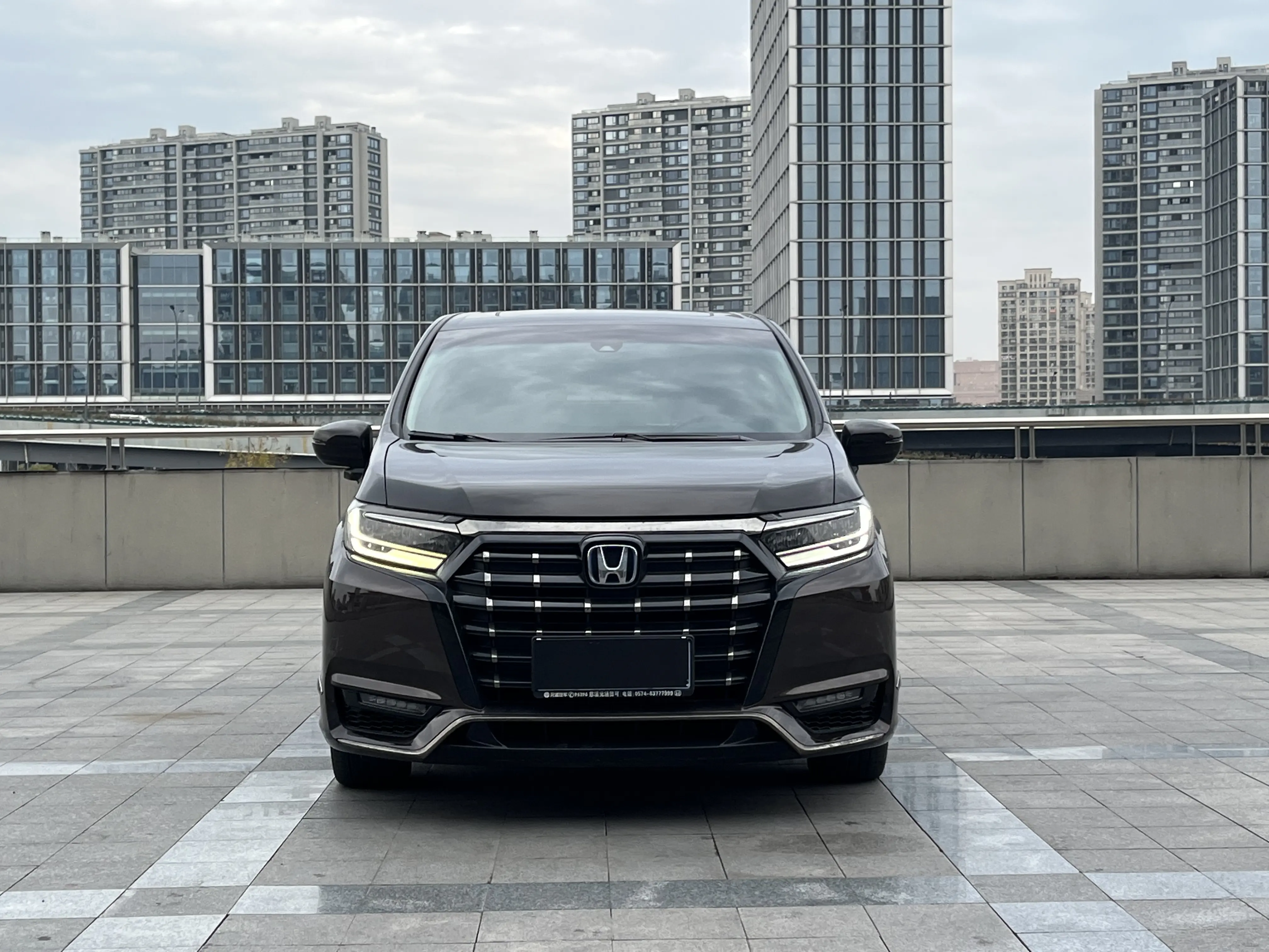 Honda Elysion (Alison)  из Китая