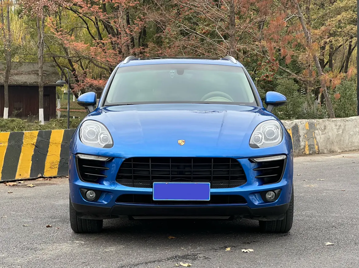 Porsche Macan  из Китая