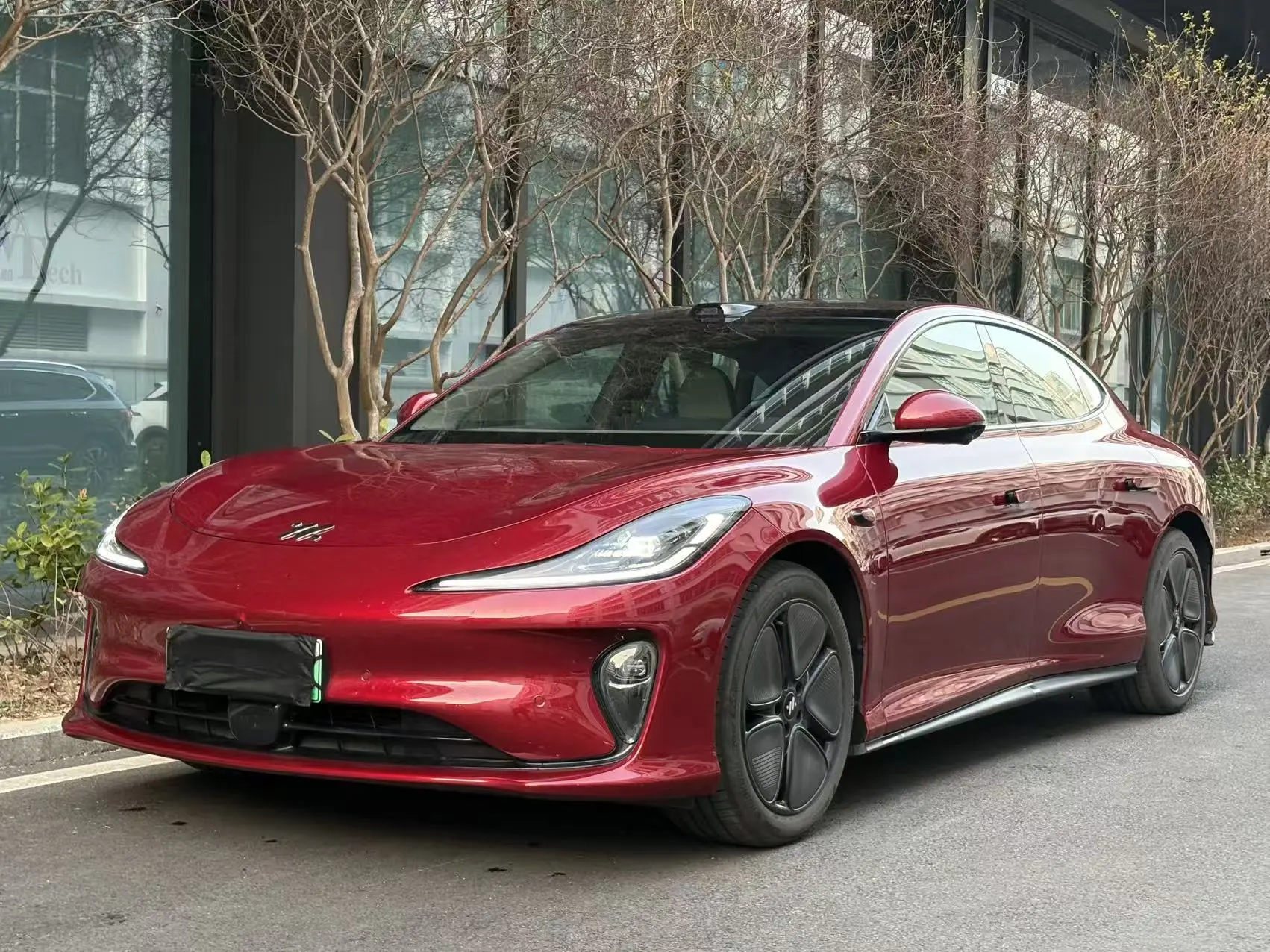 Zhiji L6  из Китая