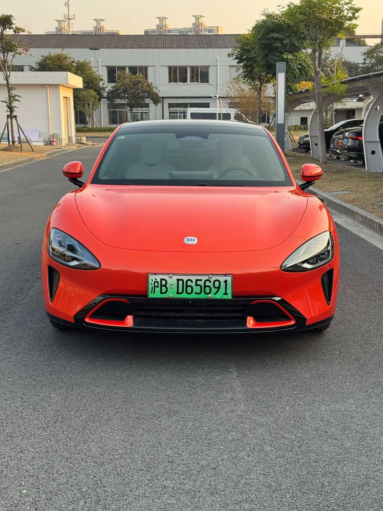 Xiaomi car Xiaomi SU7  из Китая