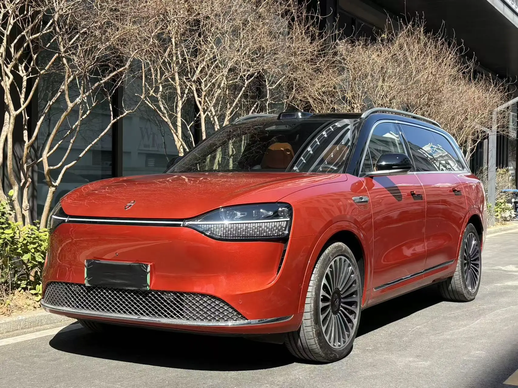 AITO M9 (Wenjie M9)  из Китая