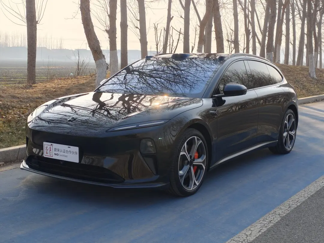 NIO ET5T  из Китая