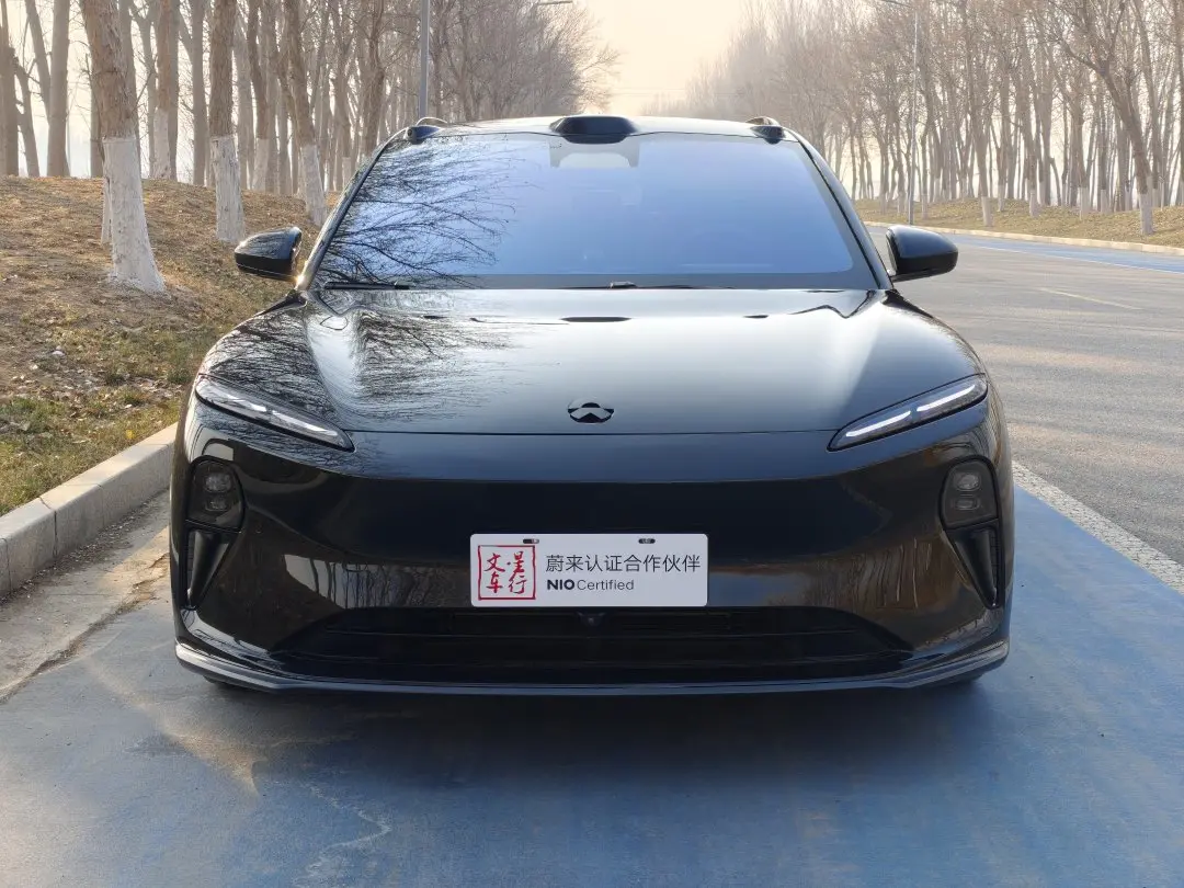 NIO ET5T  из Китая