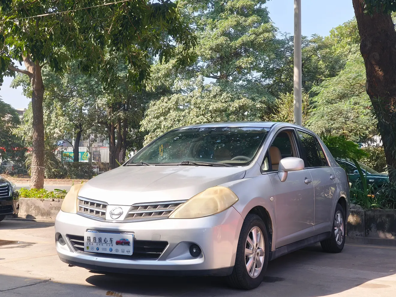 Nissan Tiida  из Китая