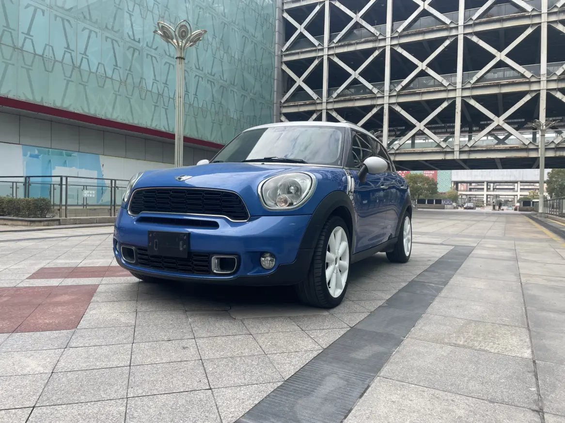MINI COUNTRYMAN  из Китая