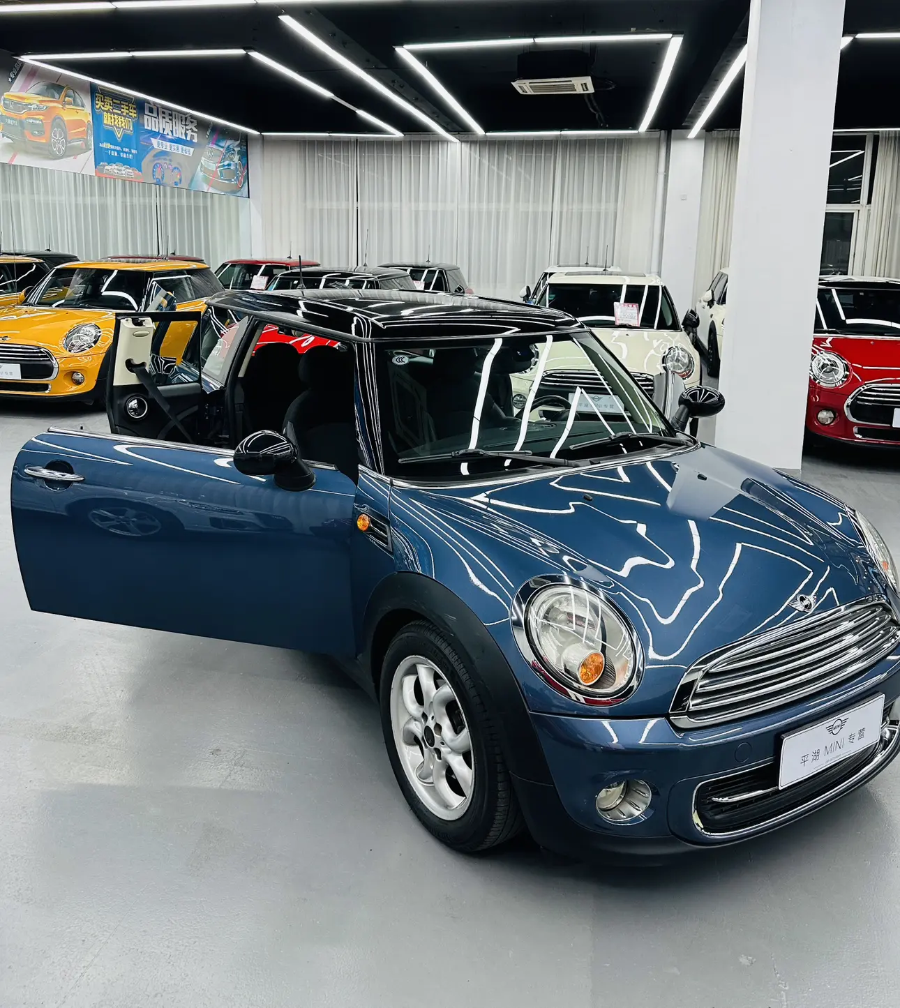 MINI CLUBMAN  из Китая
