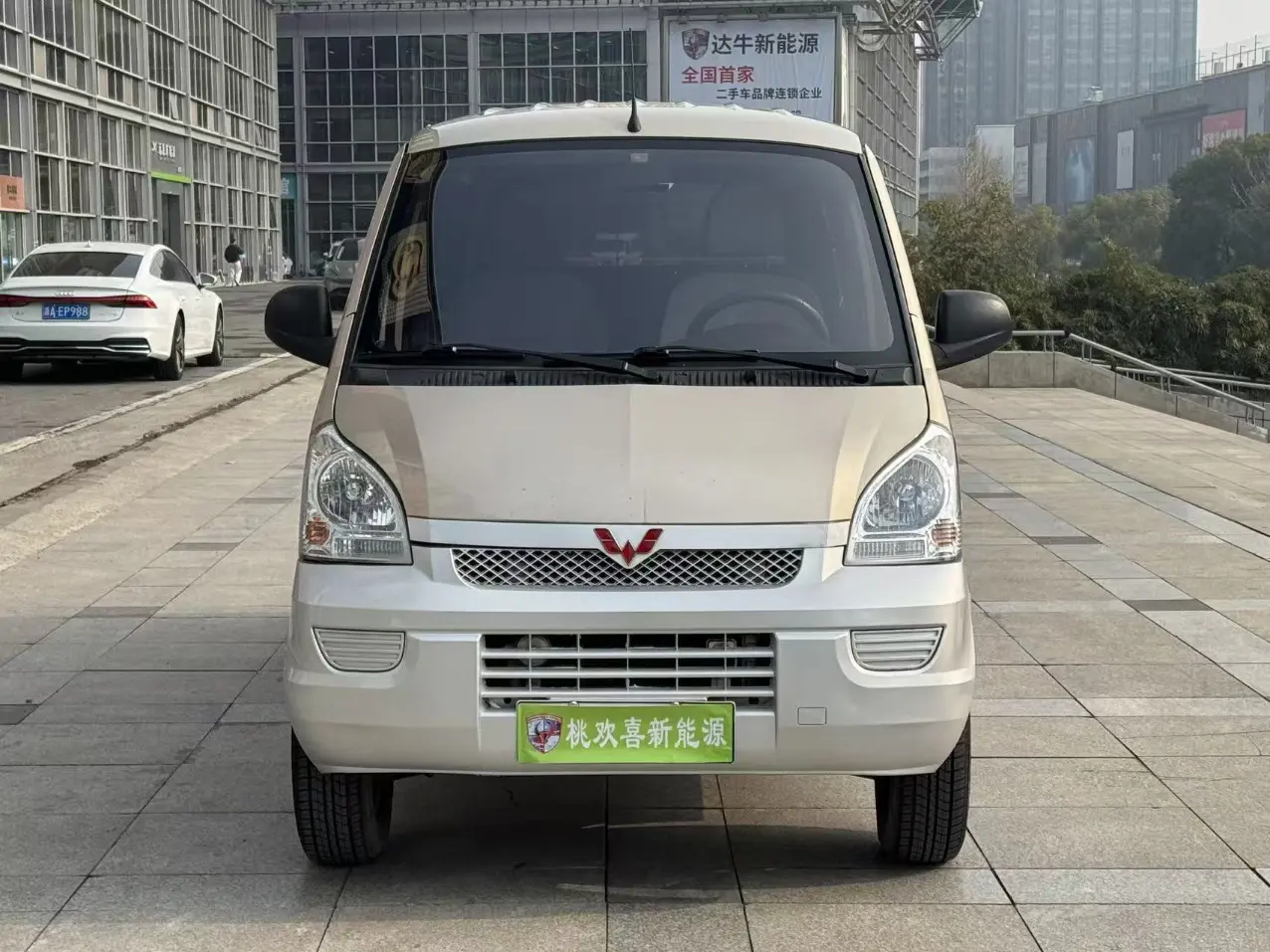 Wuling Rongguang EV  из Китая