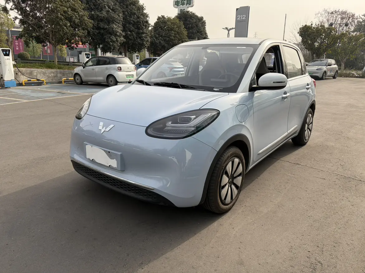 Wuling Bingo  из Китая