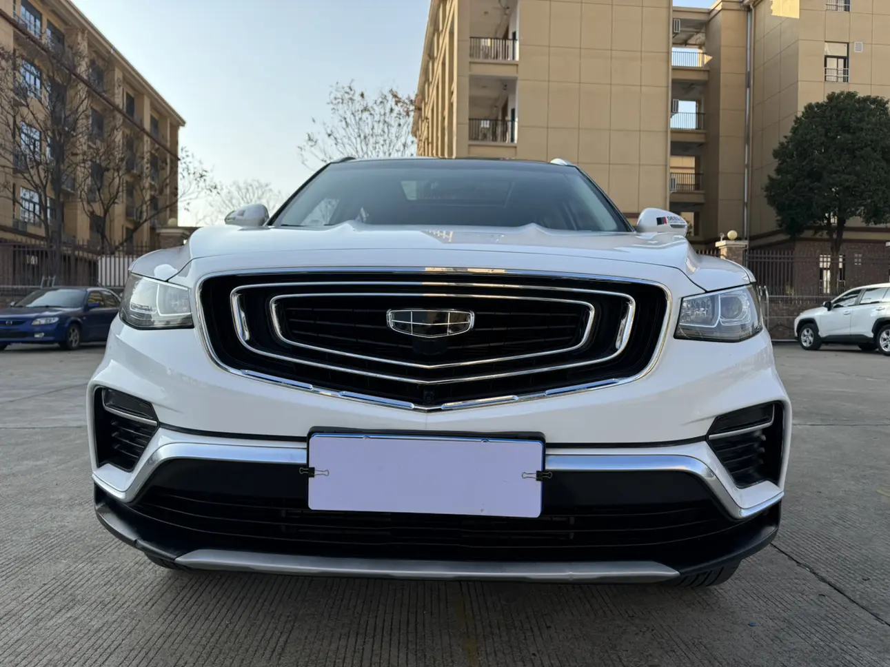 Geely Atlas (Boyue)  из Китая