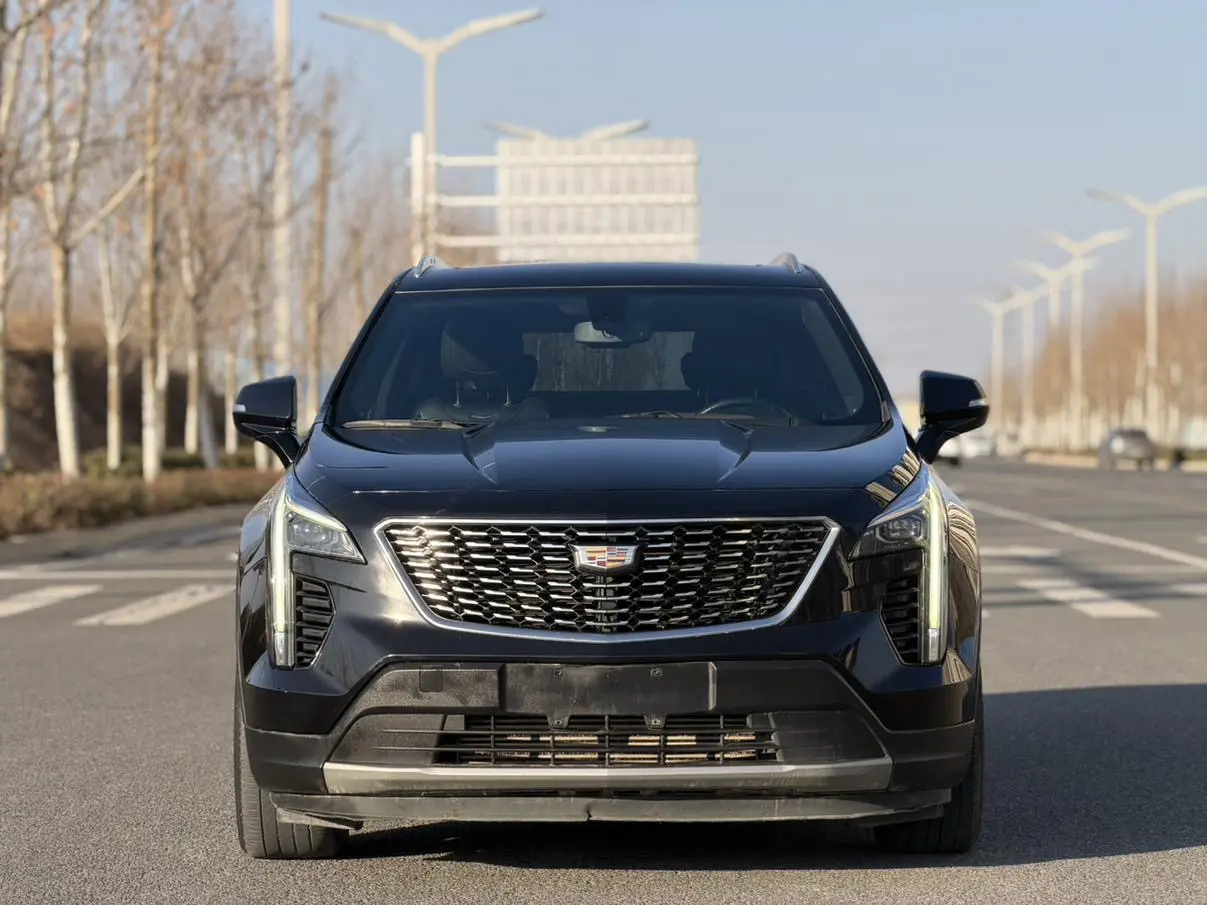 Cadillac XT4  из Китая