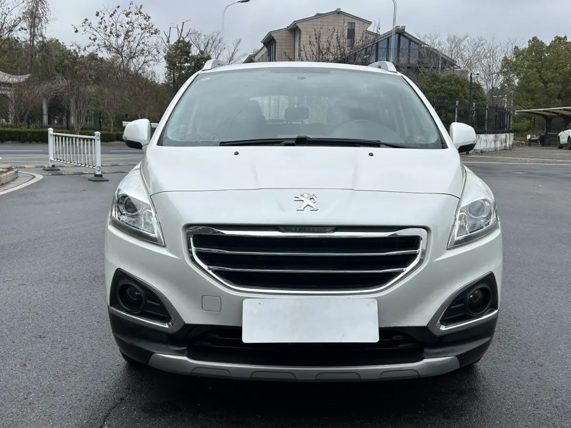 Peugeot 3008  из Китая