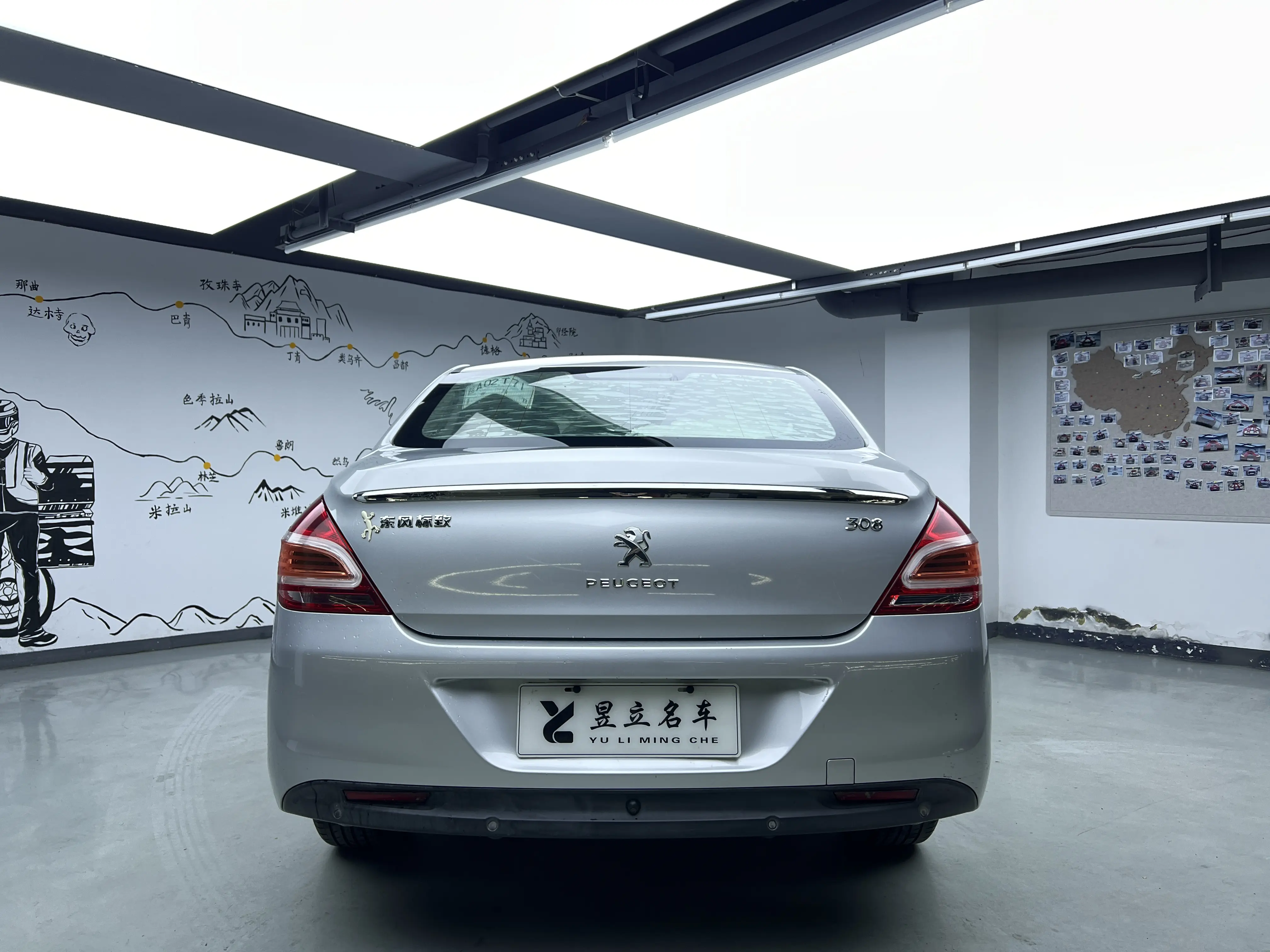 Peugeot 308  из Китая