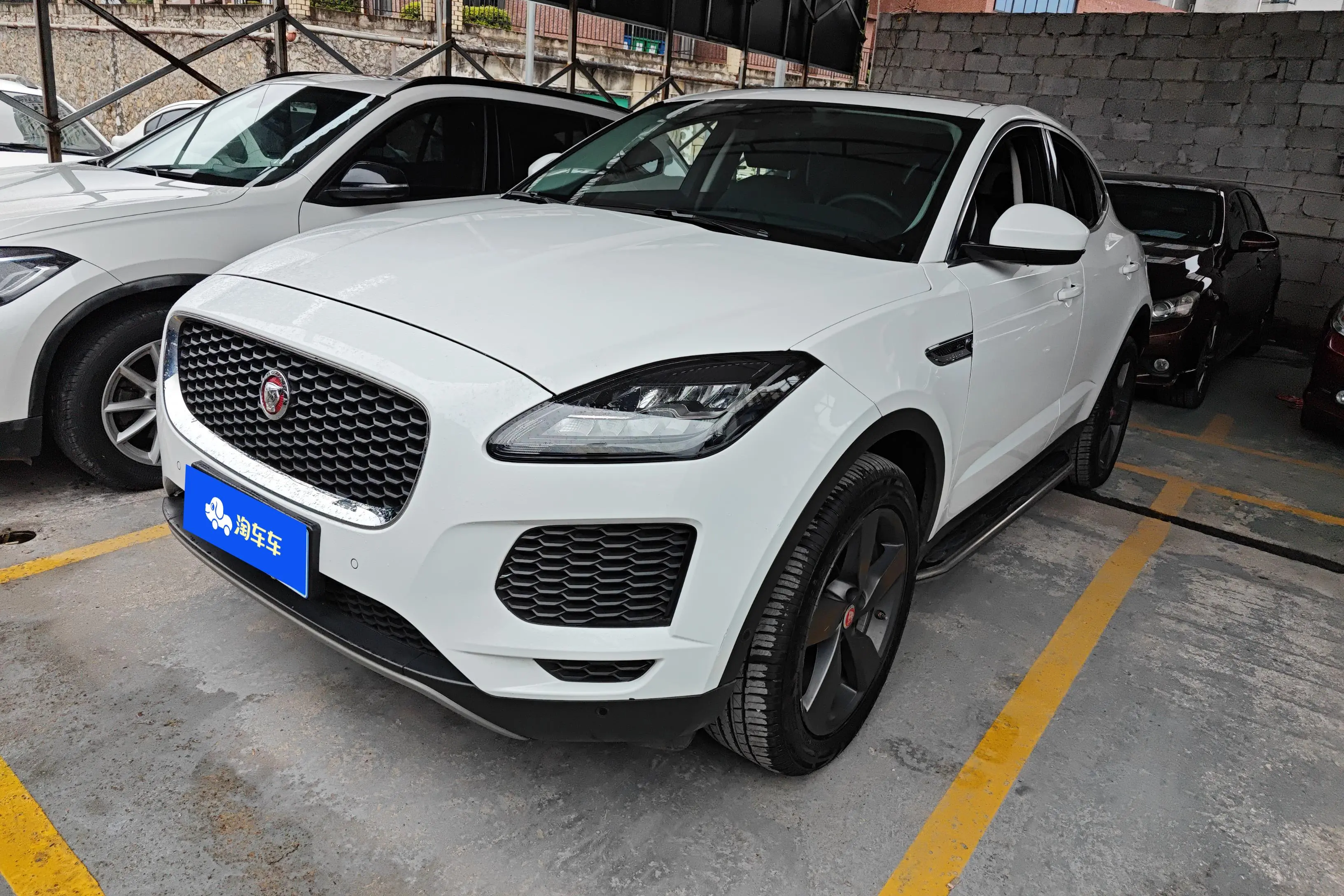 Jaguar E-PACE  из Китая