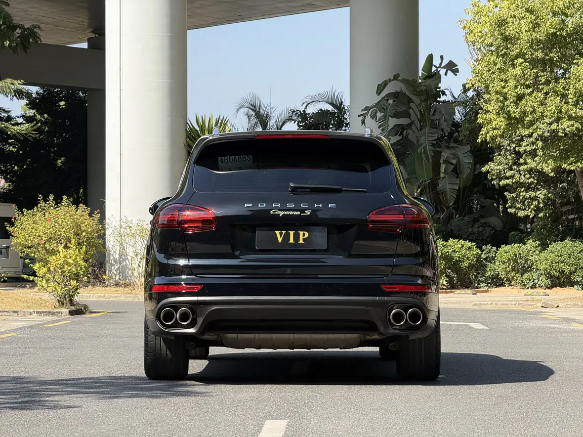 Porsche Cayenne E-Hybrid  из Китая