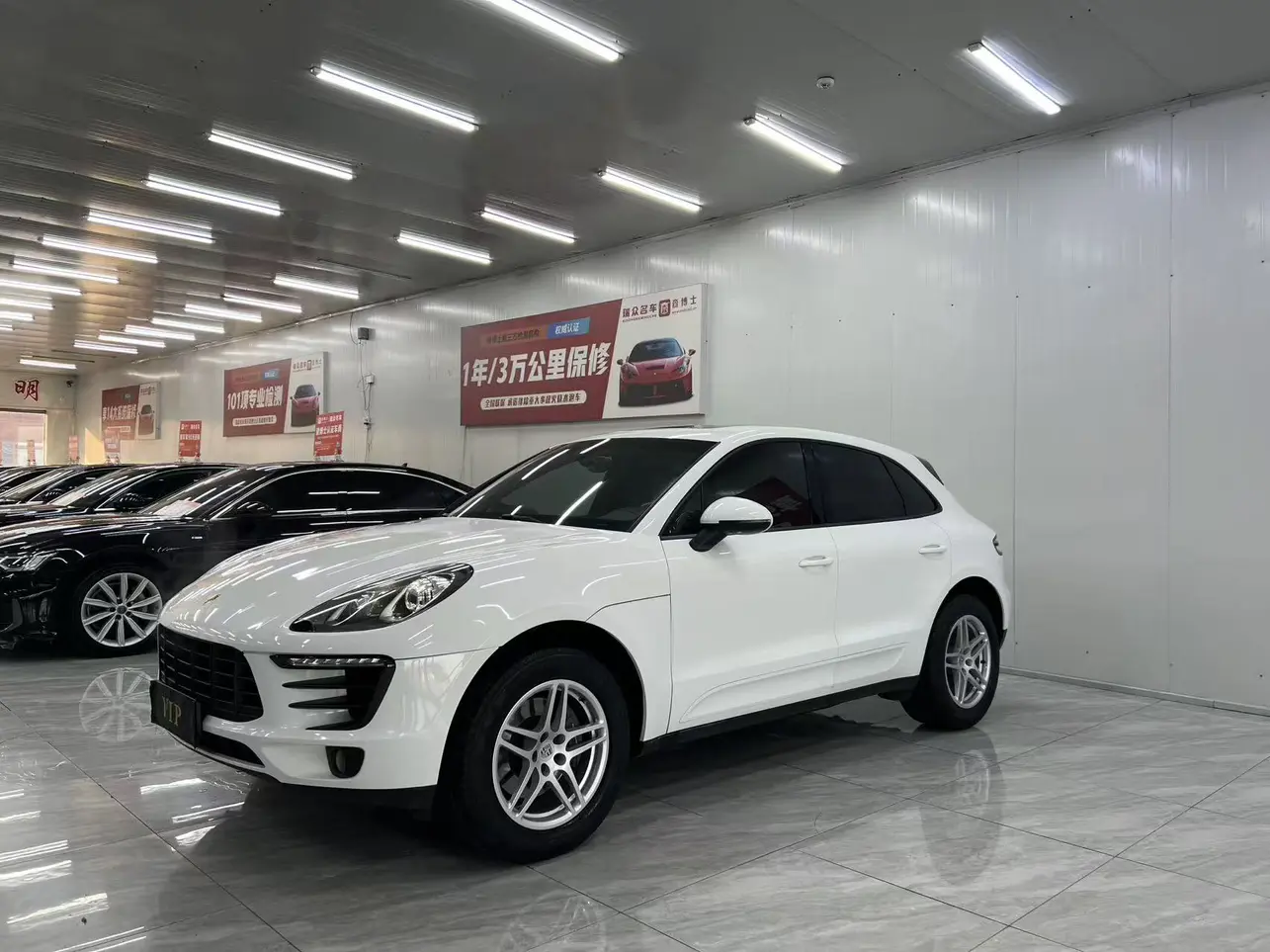 Porsche Macan  из Китая