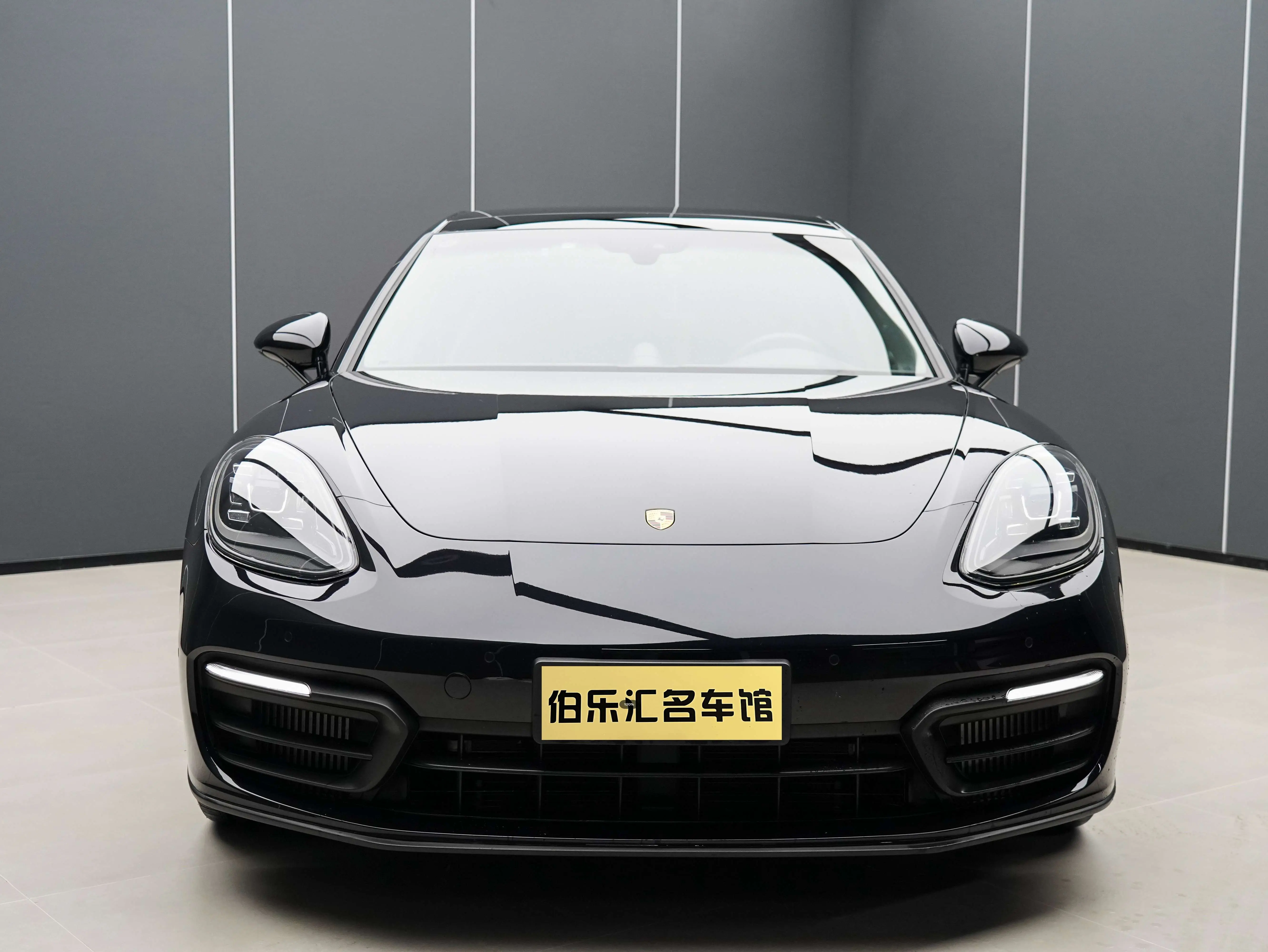 Porsche Panamera  из Китая