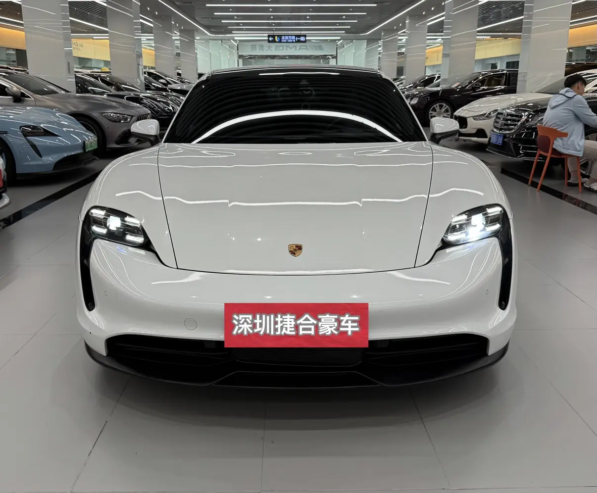 Porsche Taycan  из Китая