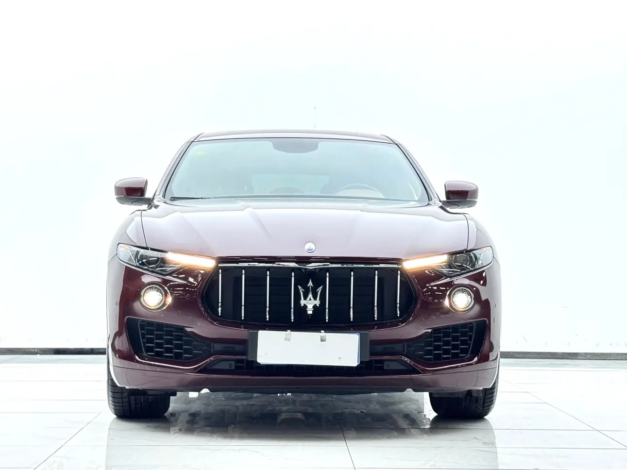 Maserati Levante  из Китая