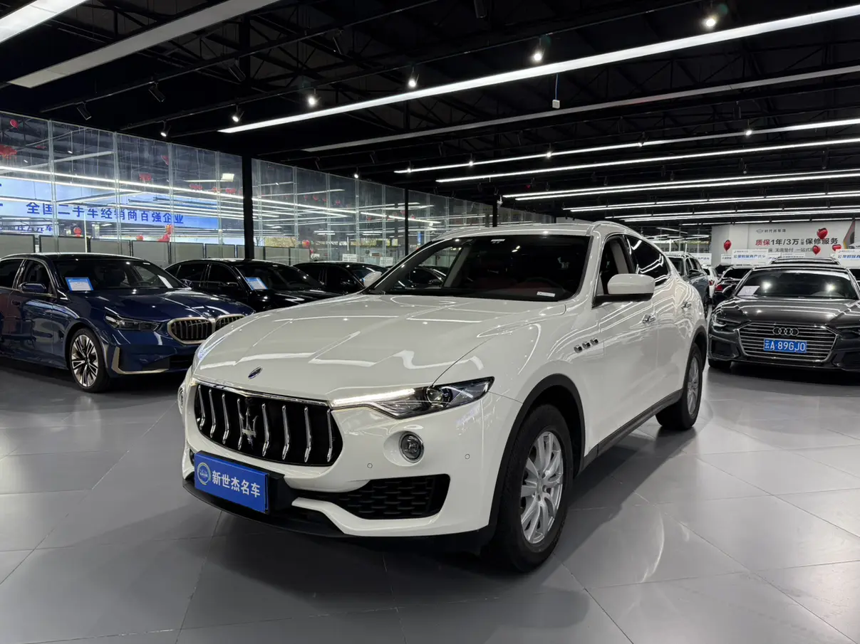 Maserati Levante  из Китая