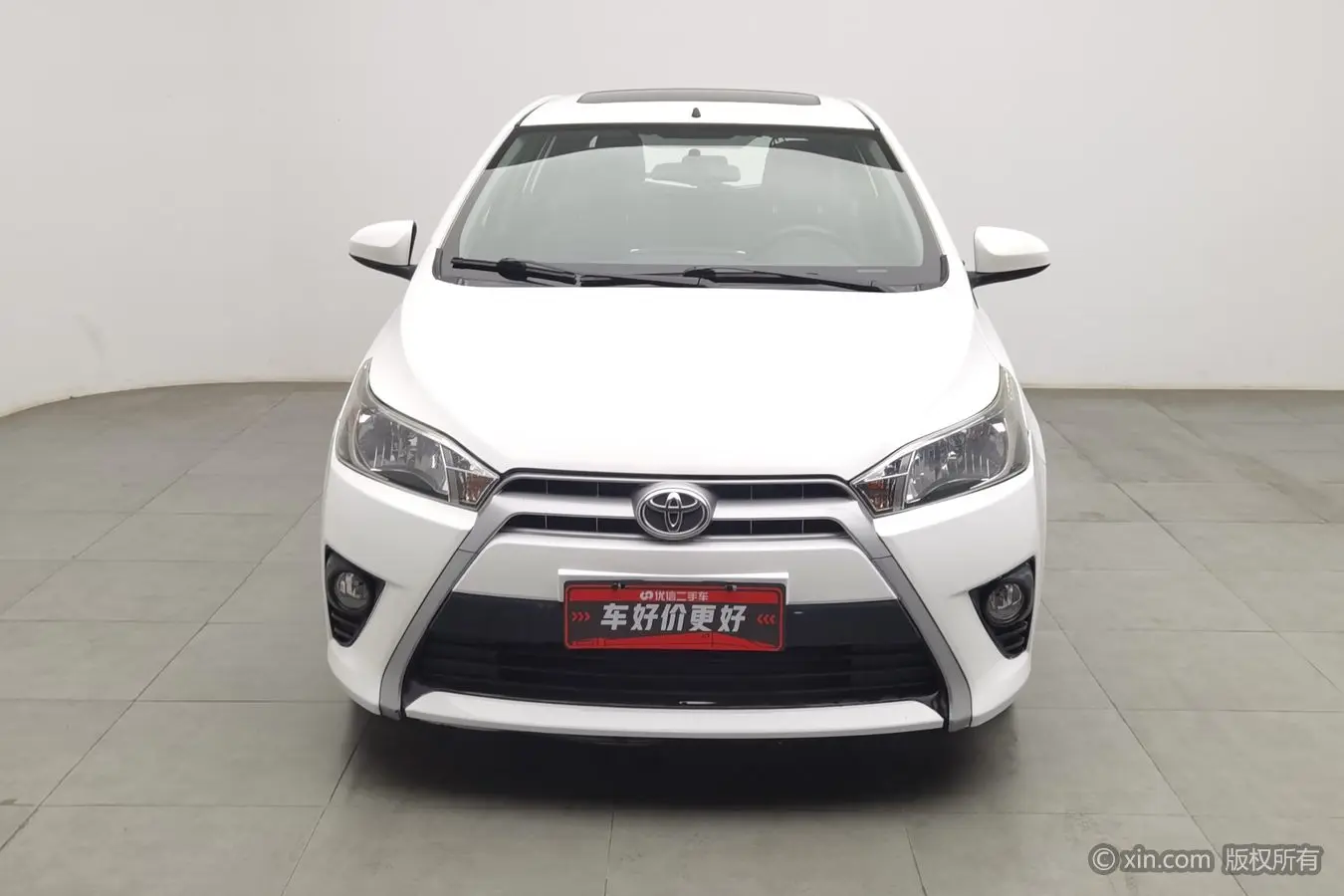 Toyota Yaris L  из Китая