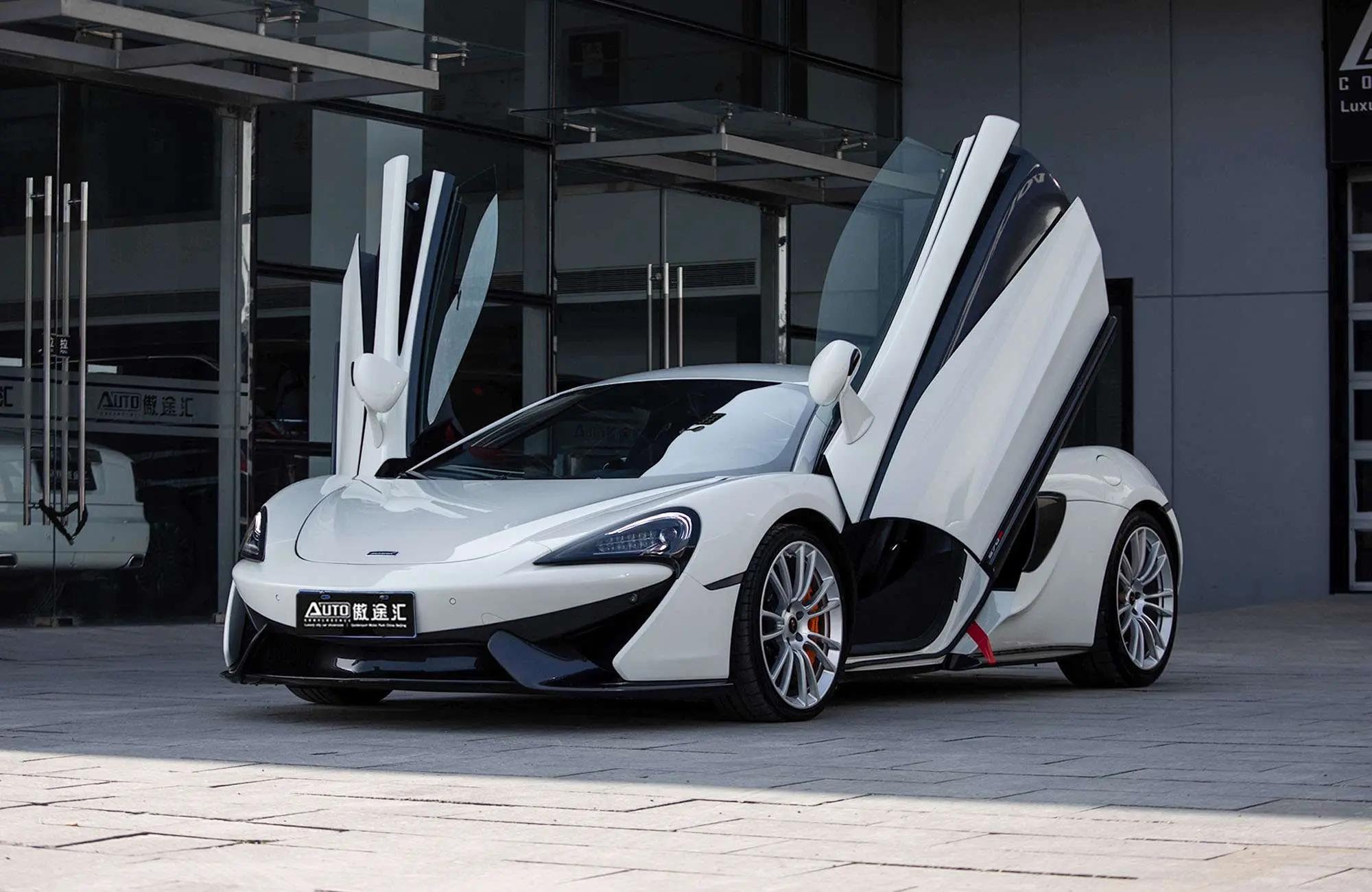 McLaren 570S  из Китая
