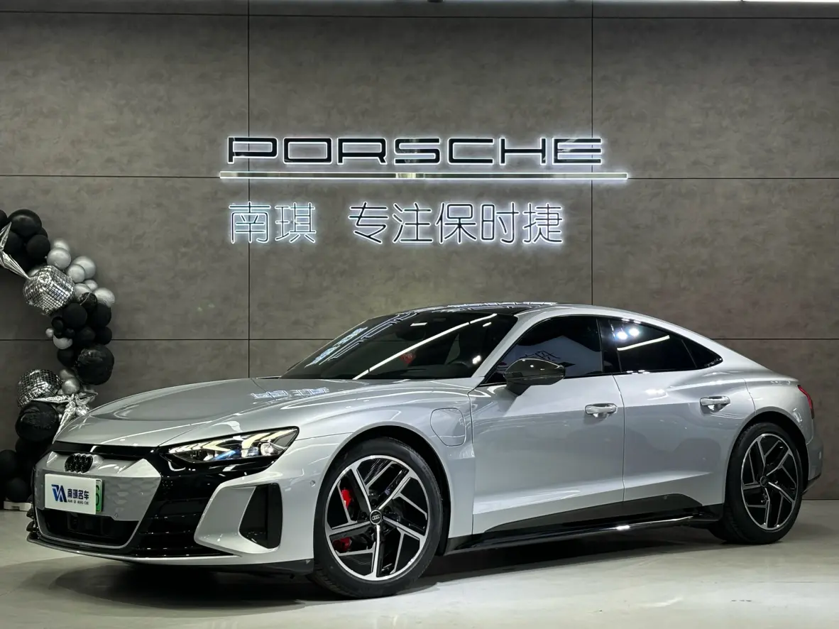 Audi RS e-tron GT  из Китая