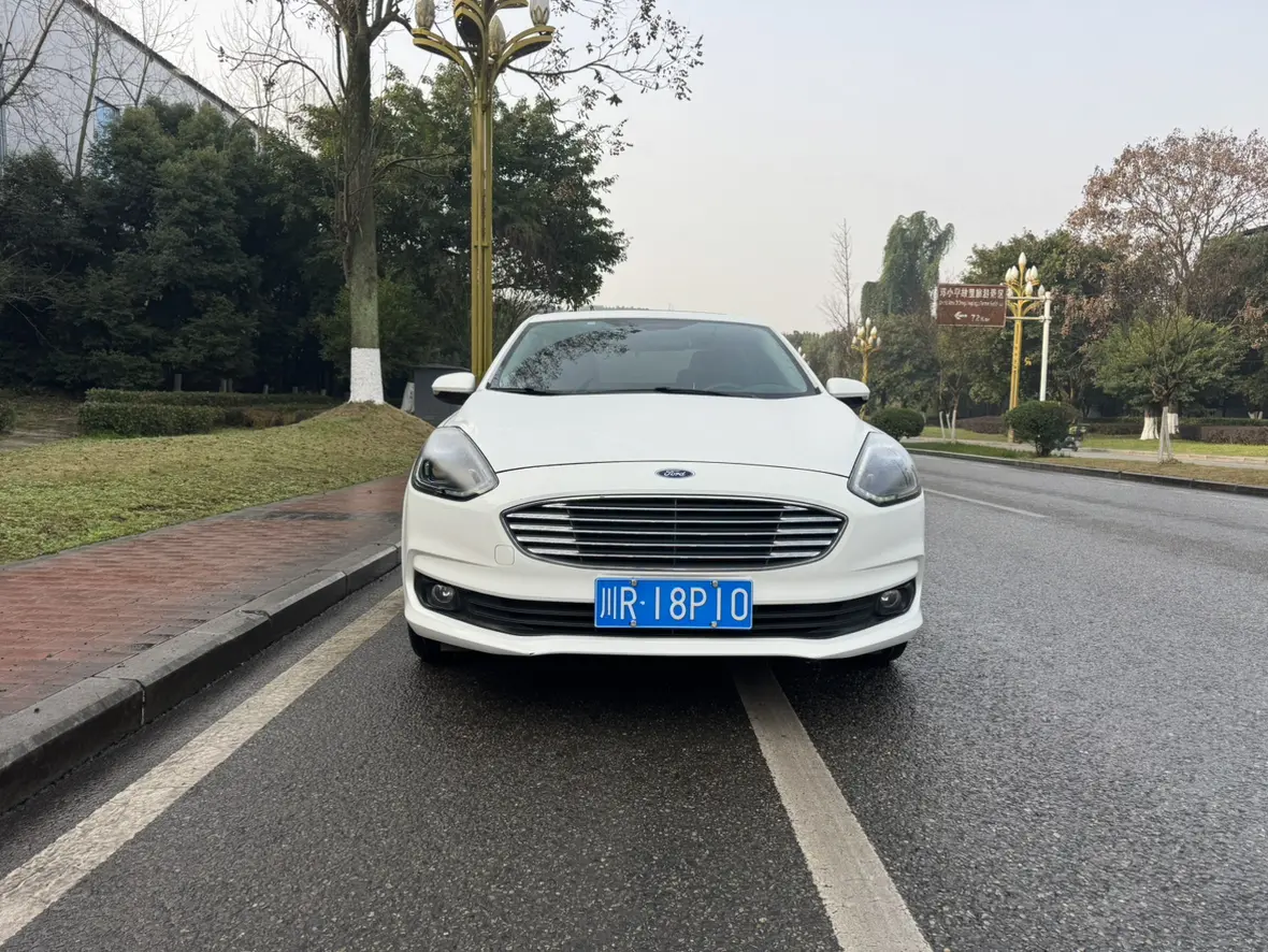 Ford Forrest  из Китая