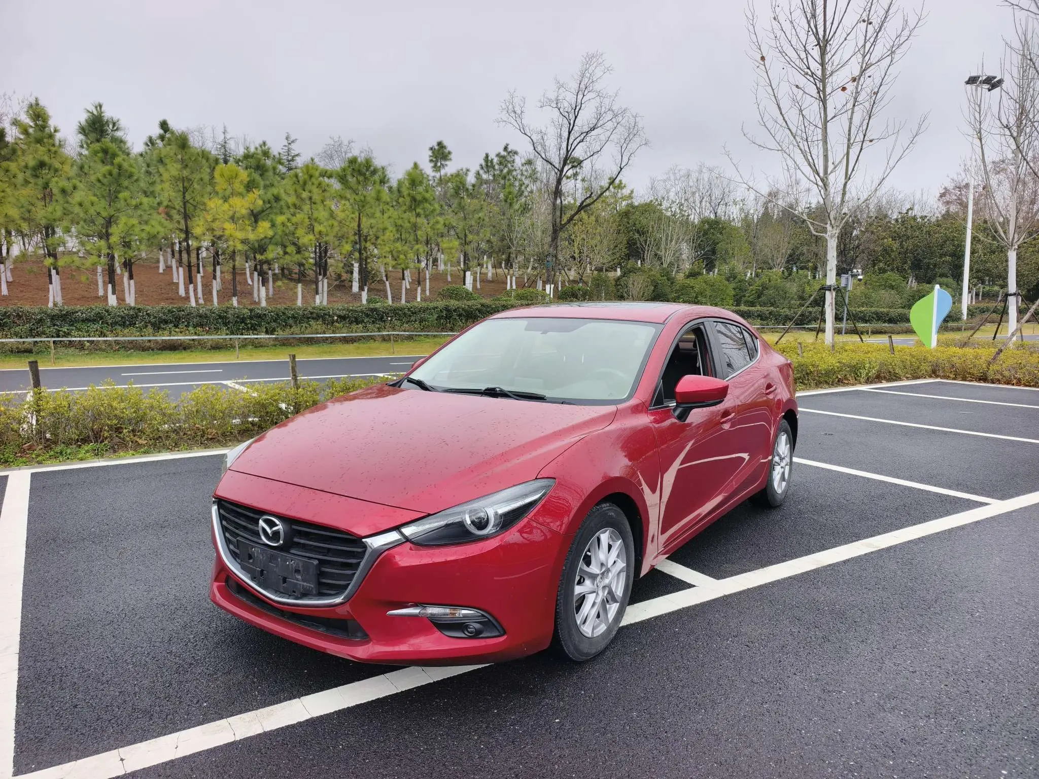 Mazda Axela (Mazda3)  из Китая