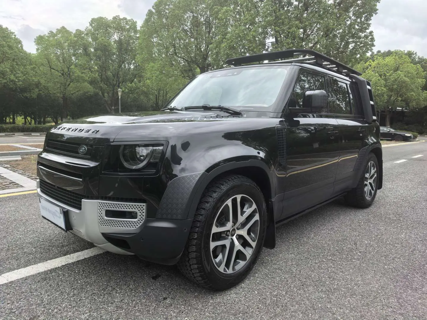 Land Rover Guard