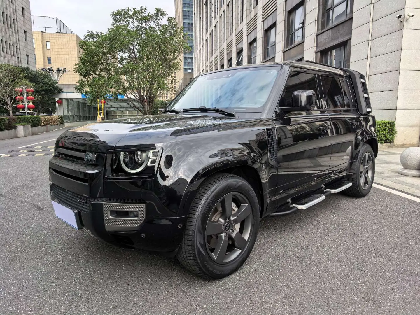 Land Rover Guard
