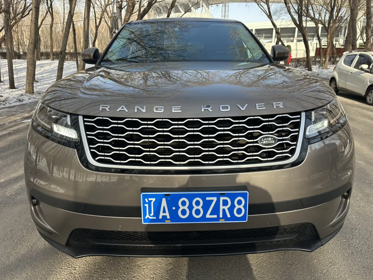 Land Rover Range Rover Velar  из Китая