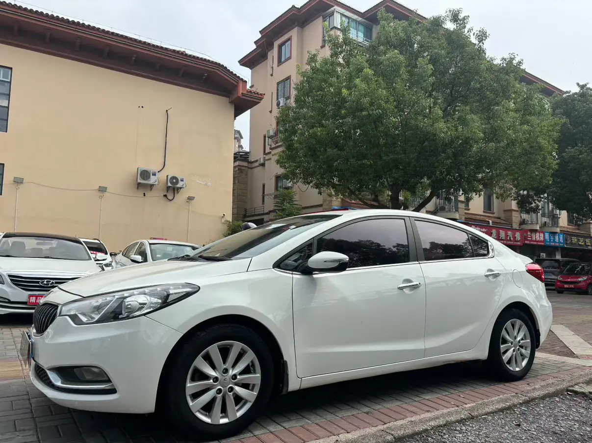 Kia K3  из Китая