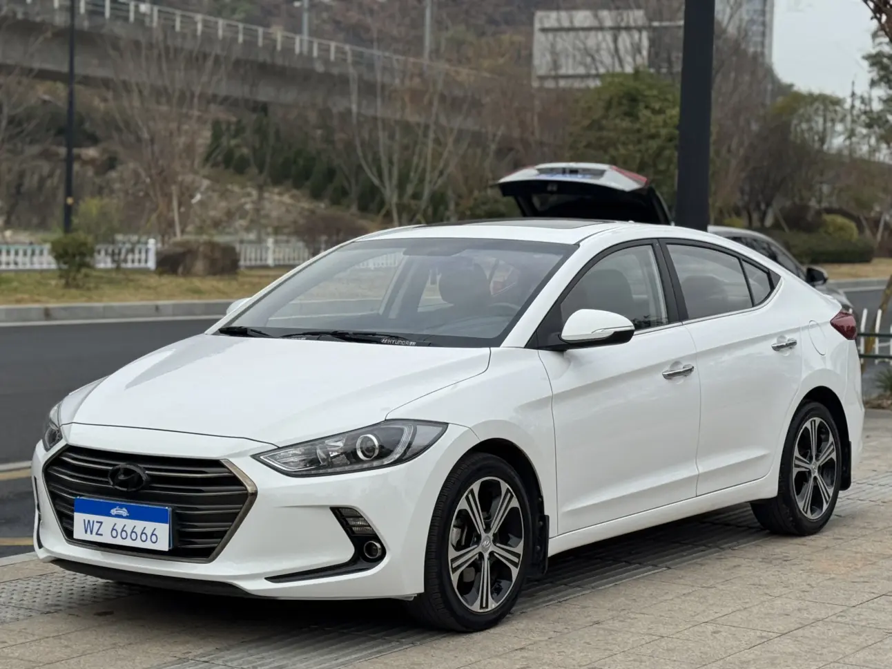 Hyundai Lead  из Китая