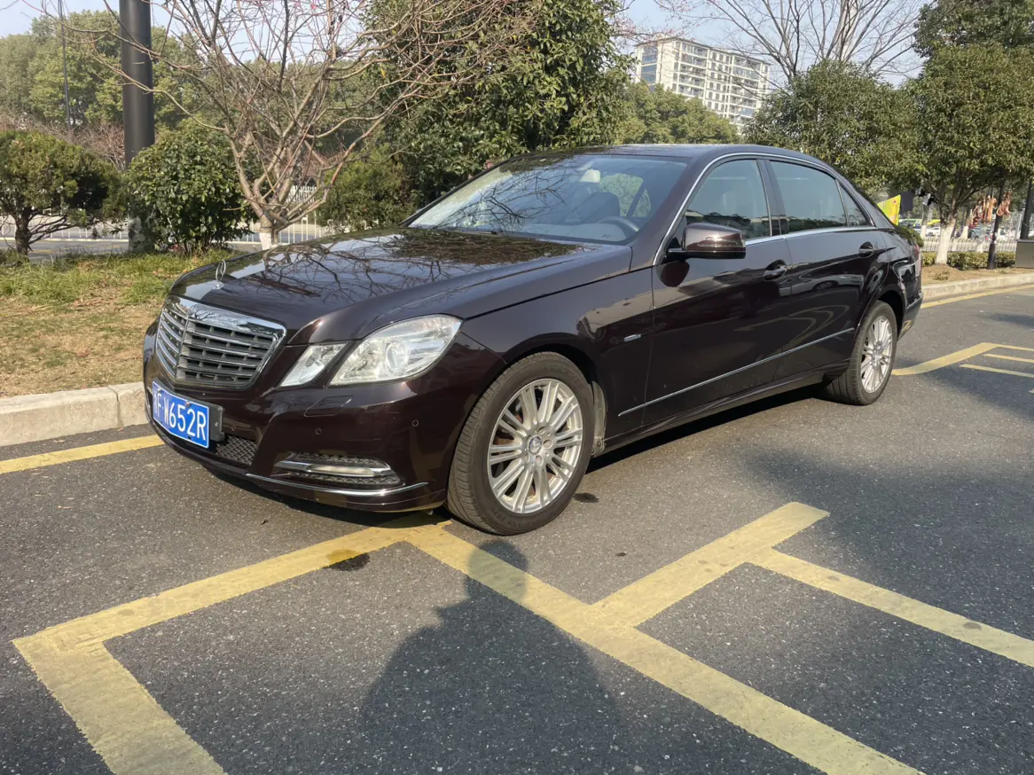 Mercedes-Benz E-Class  из Китая