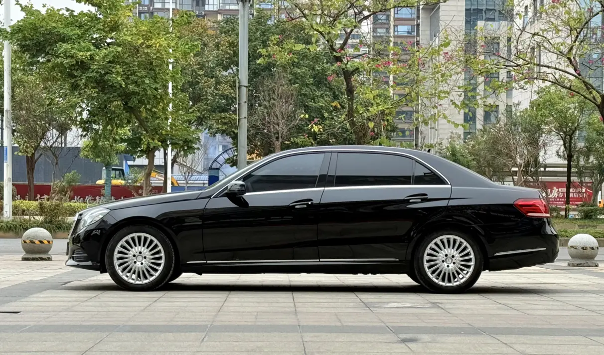 Mercedes-Benz E-Class  из Китая