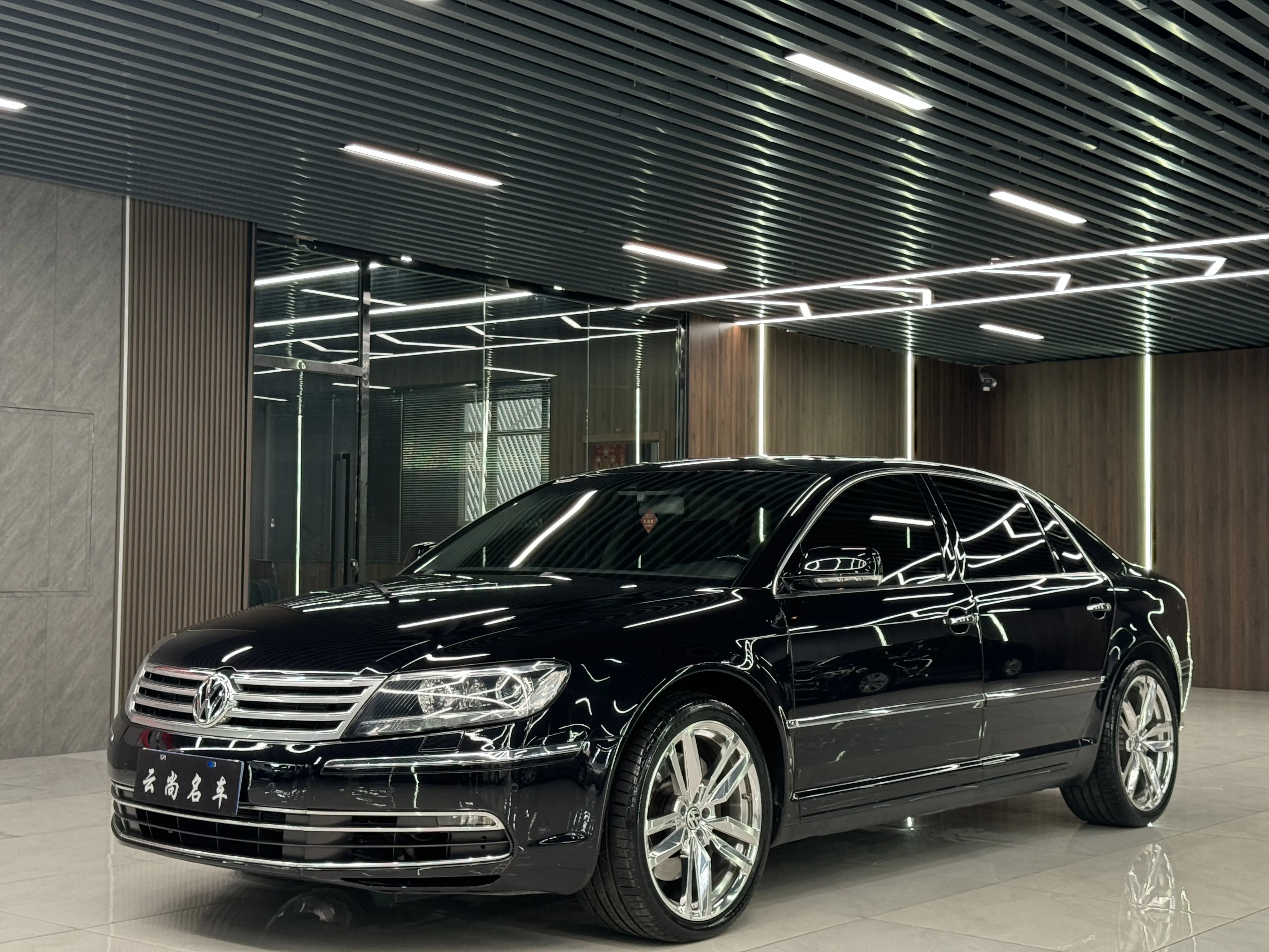 Volkswagen Phaeton  из Китая