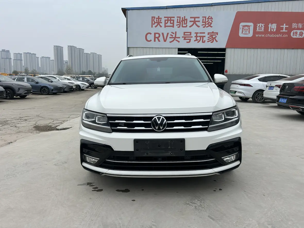 Volkswagen Tiguan L  из Китая