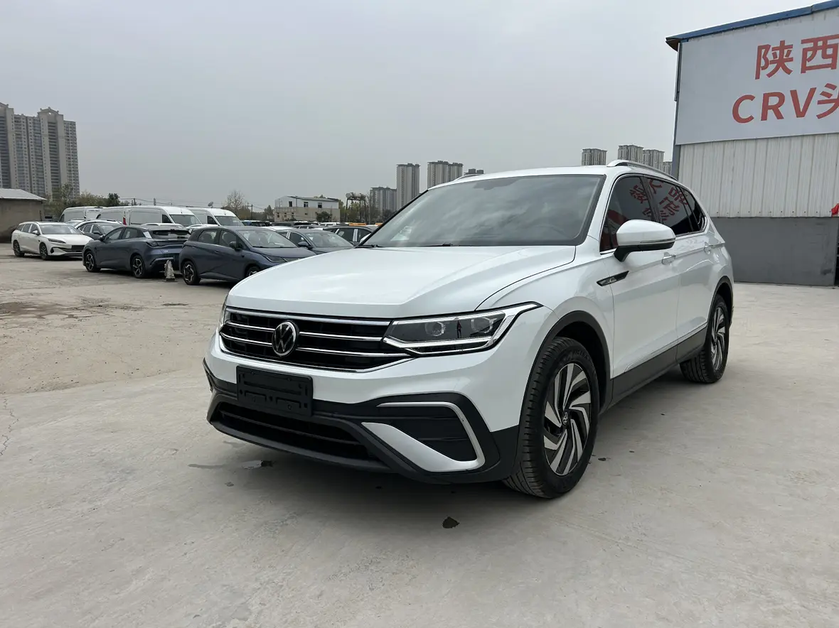 Volkswagen Tiguan L  из Китая