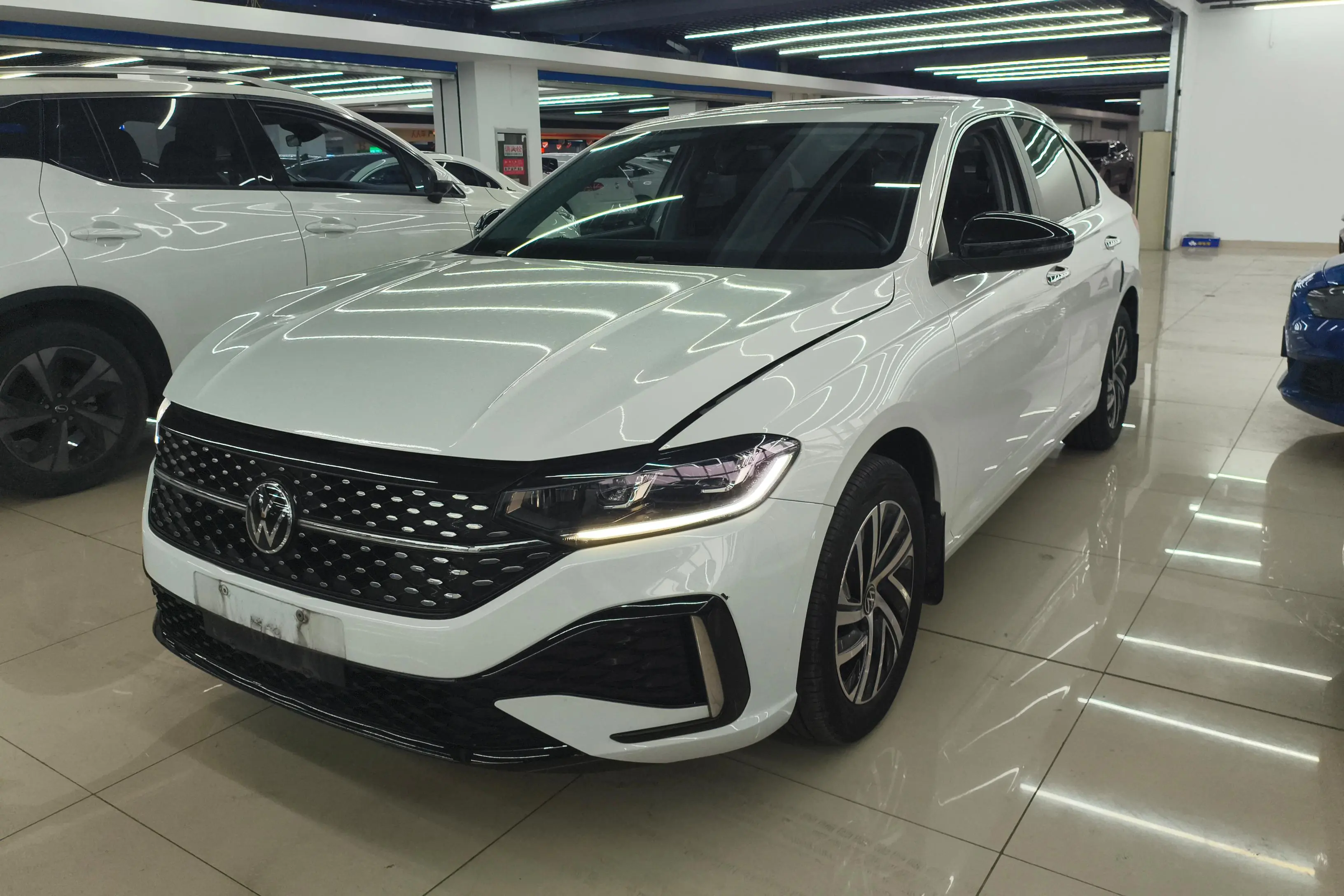 Volkswagen Lavida  из Китая