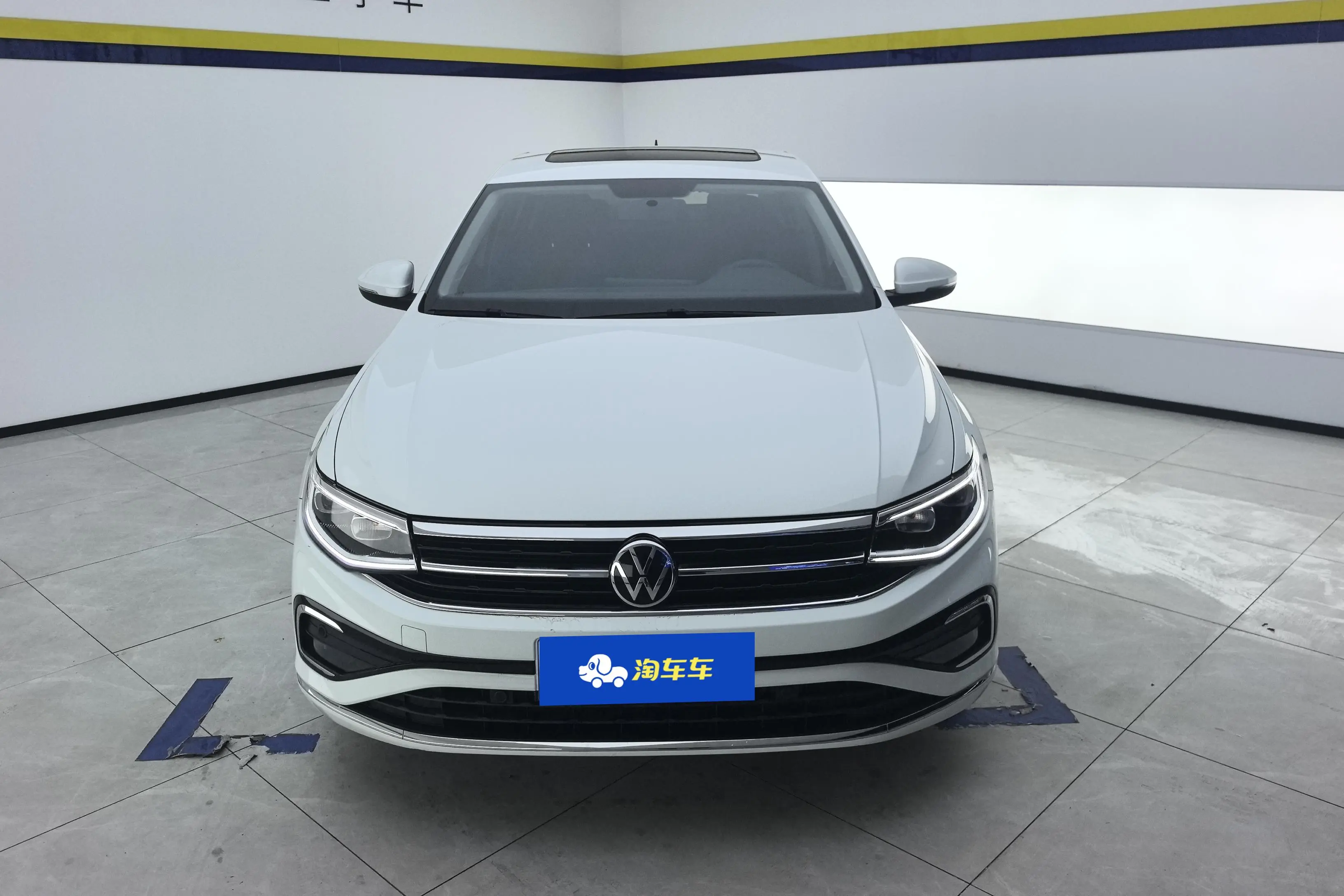 Volkswagen Bora  из Китая