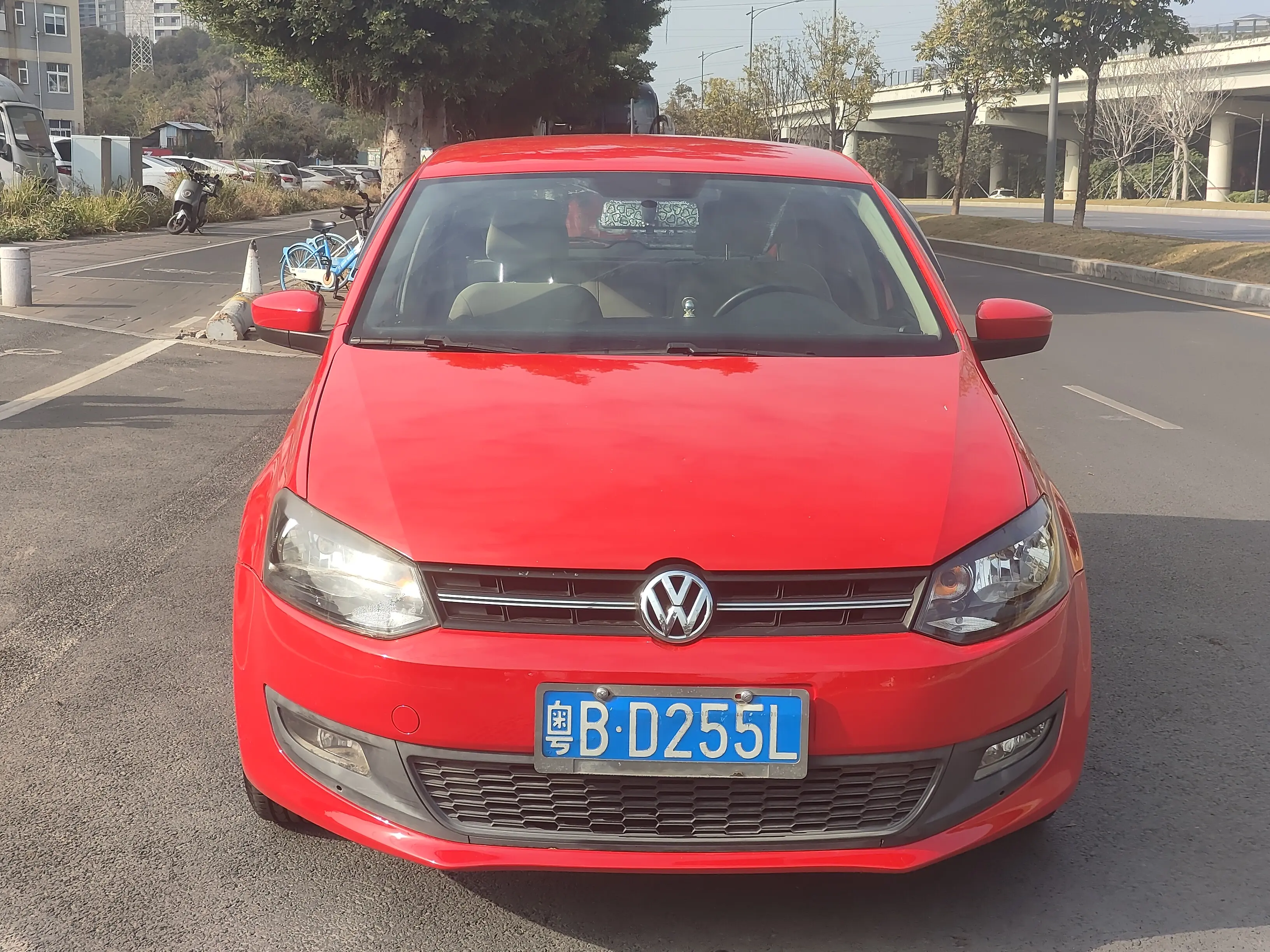 Volkswagen Polo  из Китая
