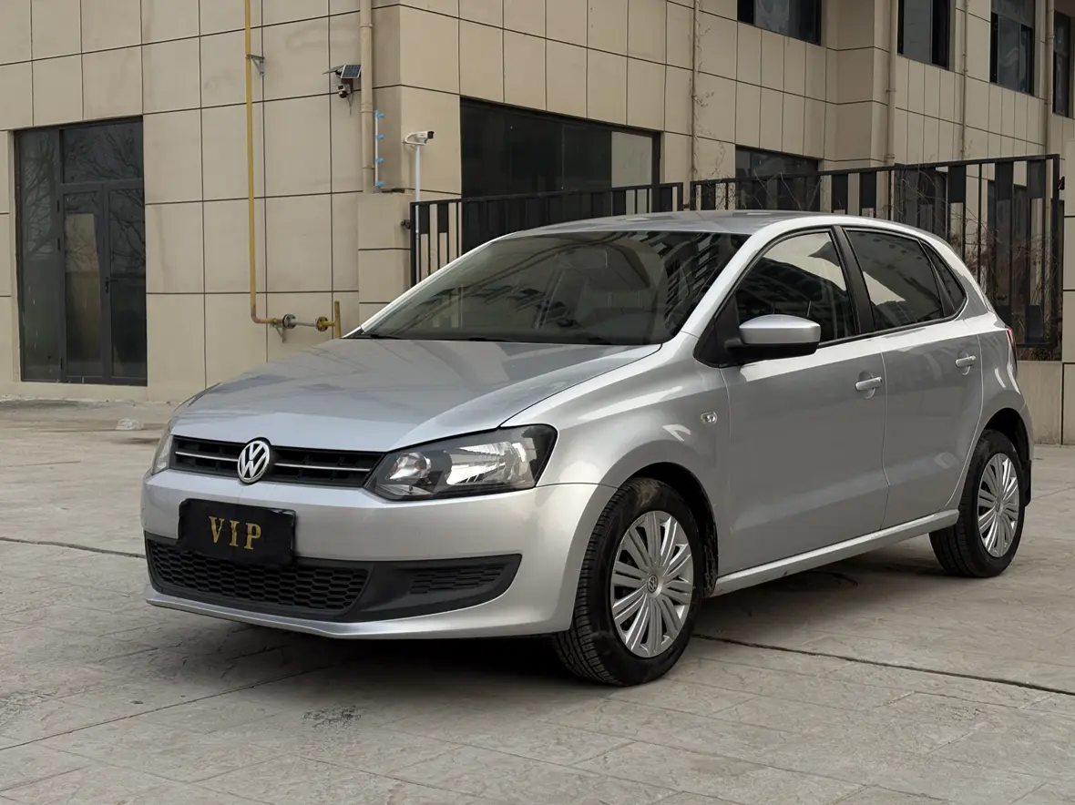 Volkswagen Polo  из Китая