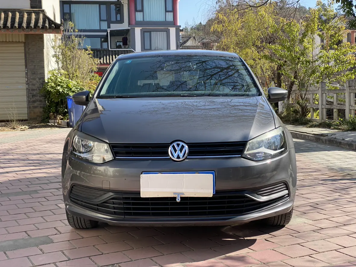 Volkswagen Polo  из Китая