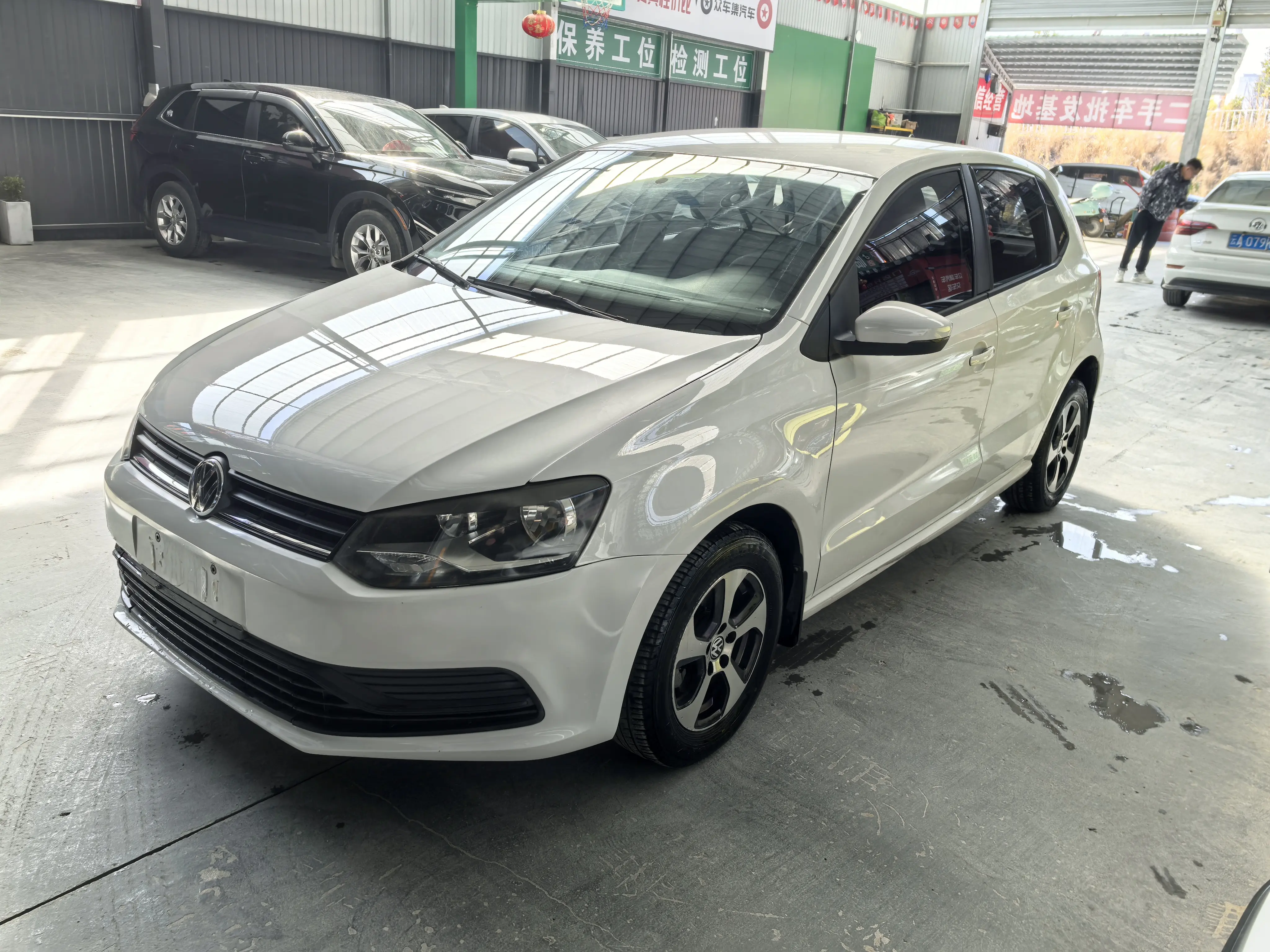 Volkswagen Polo  из Китая