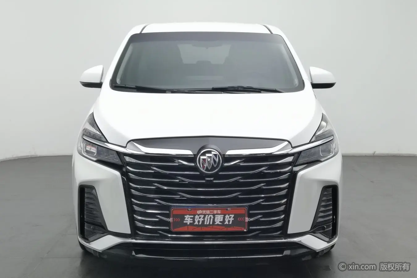 Buick GL8  из Китая