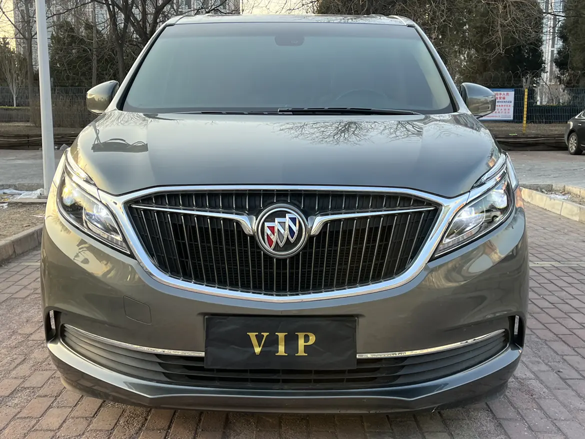 Buick GL8  из Китая