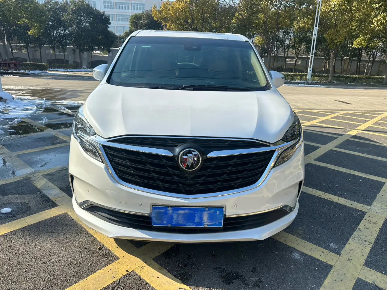 Buick GL8  из Китая