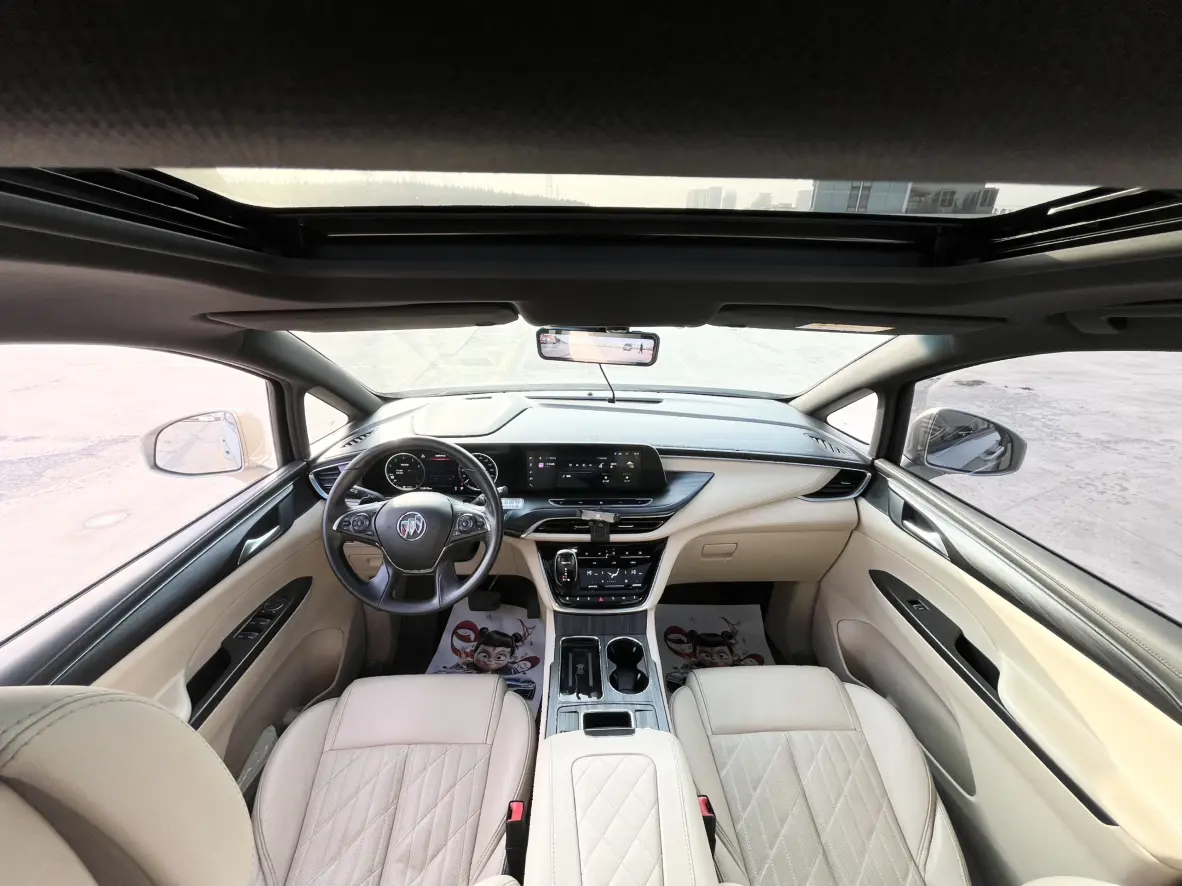 Buick GL8  из Китая