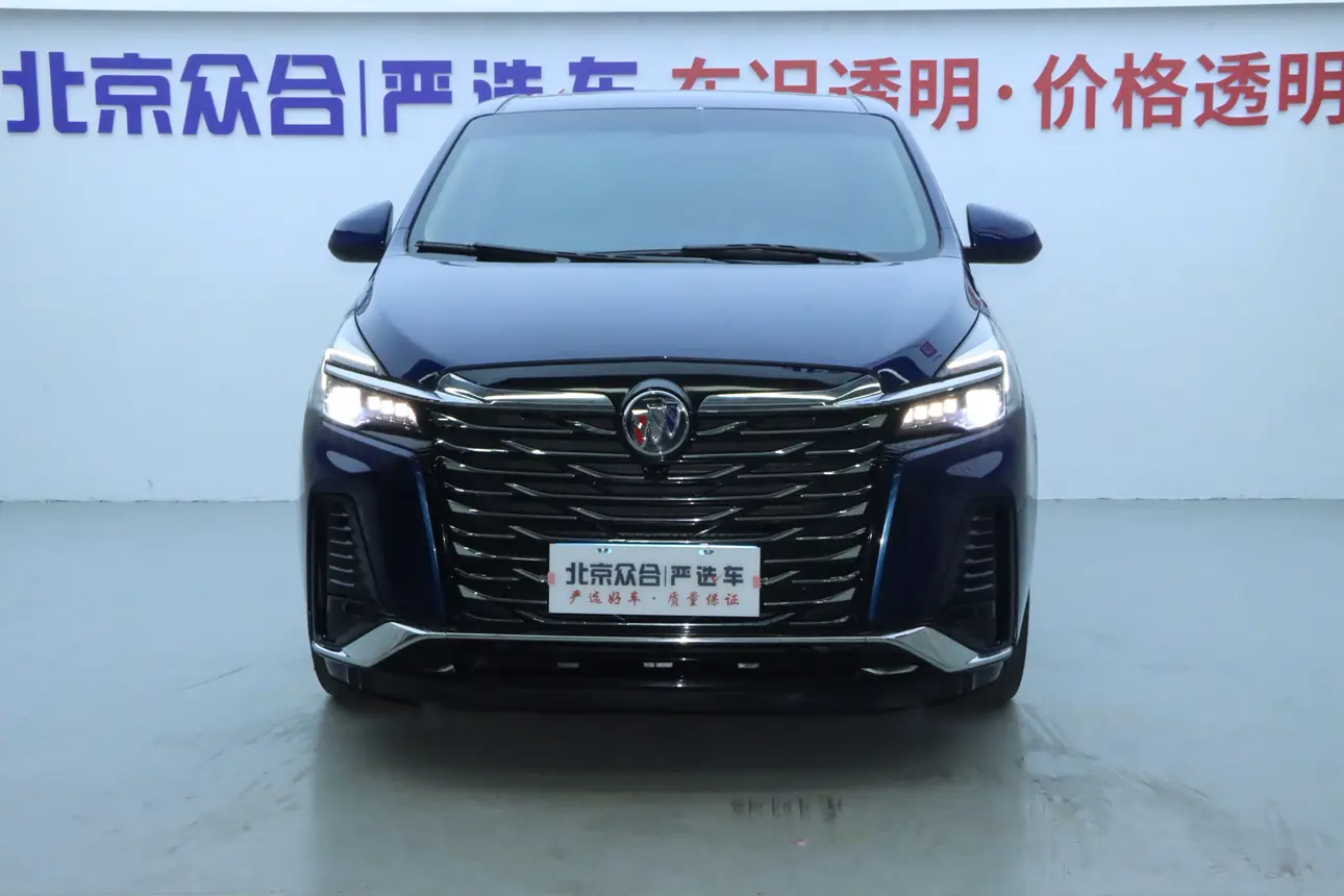 Buick GL8  из Китая