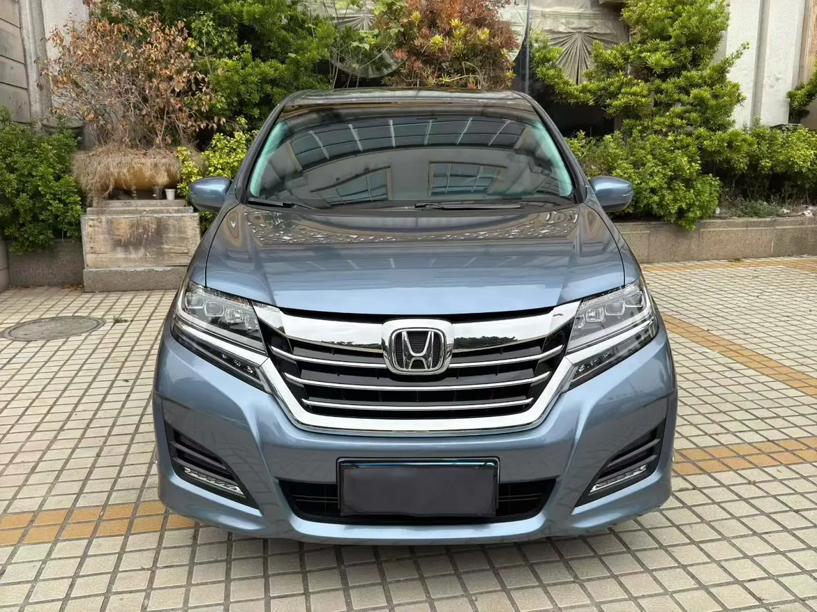 Honda Elysion (Alison)  из Китая